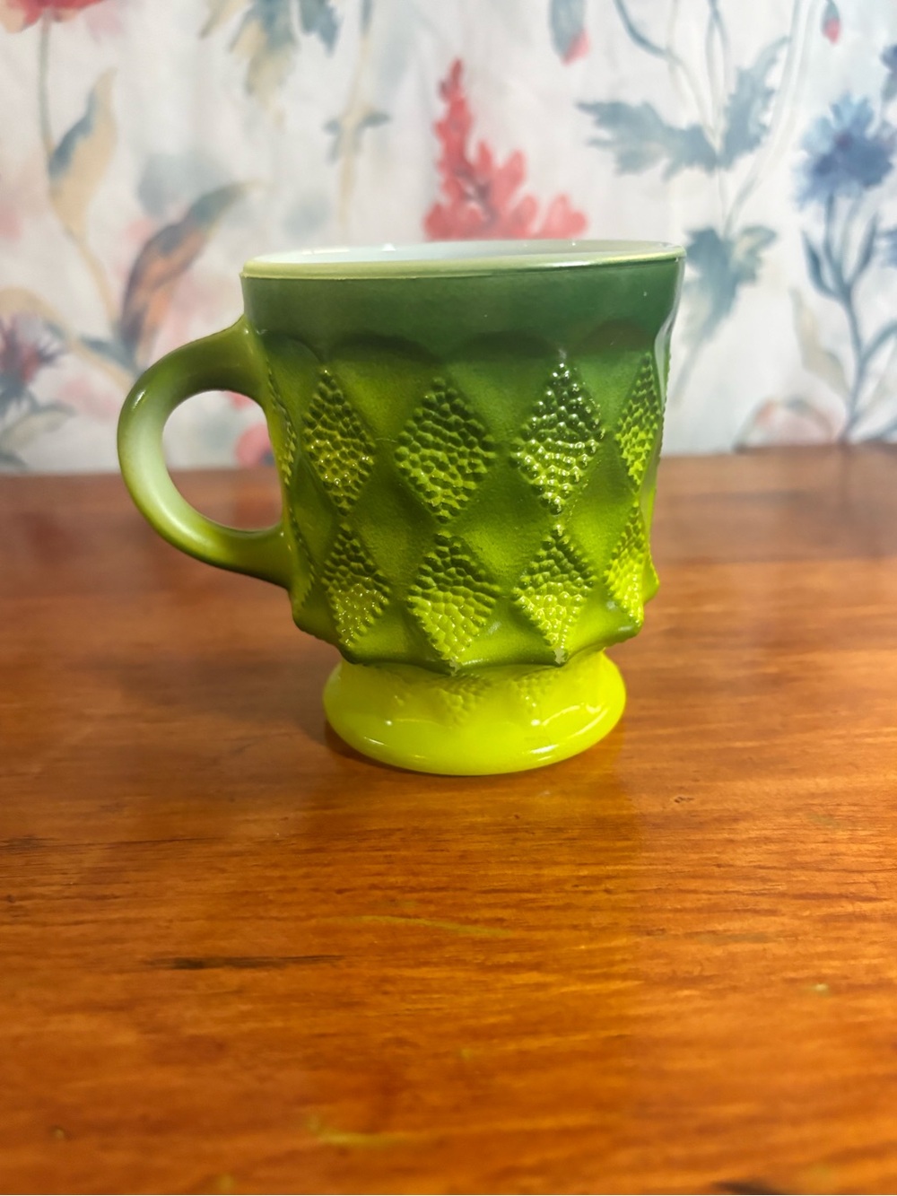Vintage Green Textured Ceramic Pedestal Mug